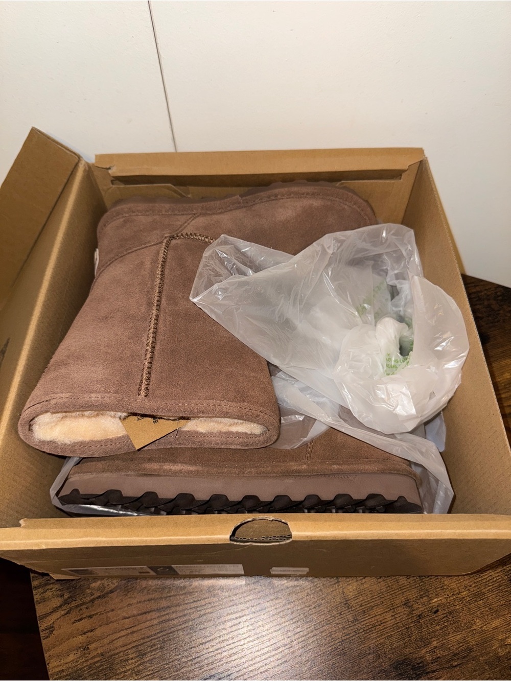 Bearpaw Elle short women boots sz6 - Picture 5 of 5